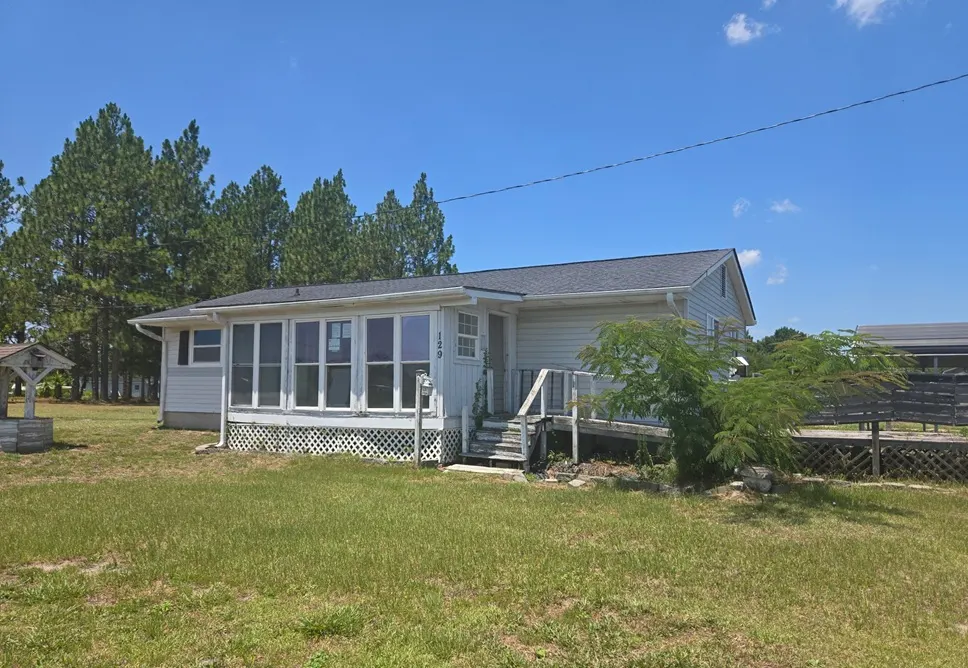 Property photo for HUD Home for Sale in Maysville, NC