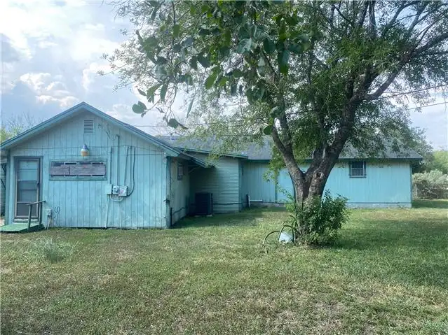 Property photo for HUD Home for Sale in Kingsville, TX