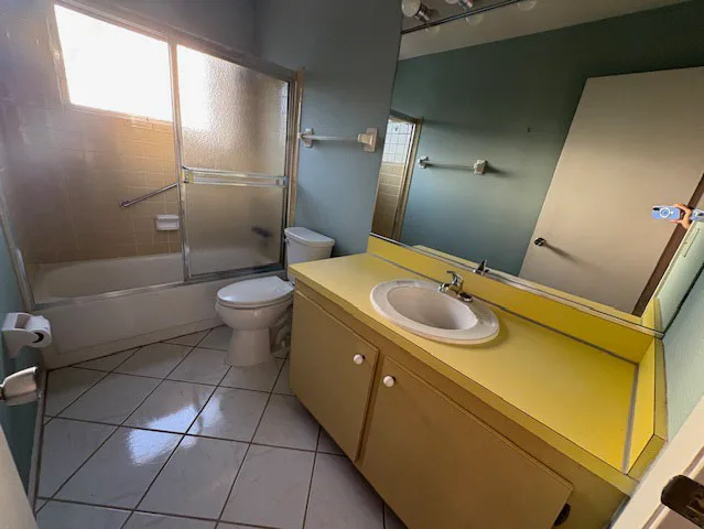 Property photo for HUD Home for Sale in Sarasota, FL