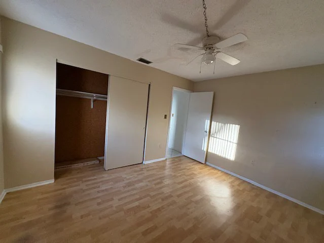 Property photo for HUD Home for Sale in Sarasota, FL