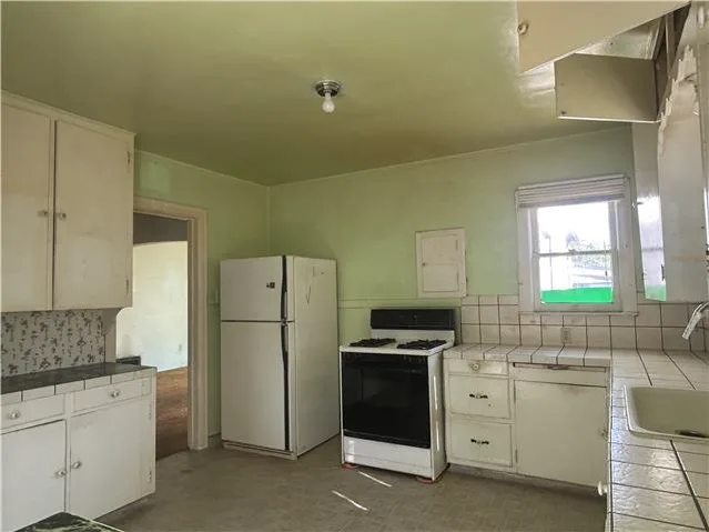 Property photo for HUD Home for Sale in Corcoran, CA