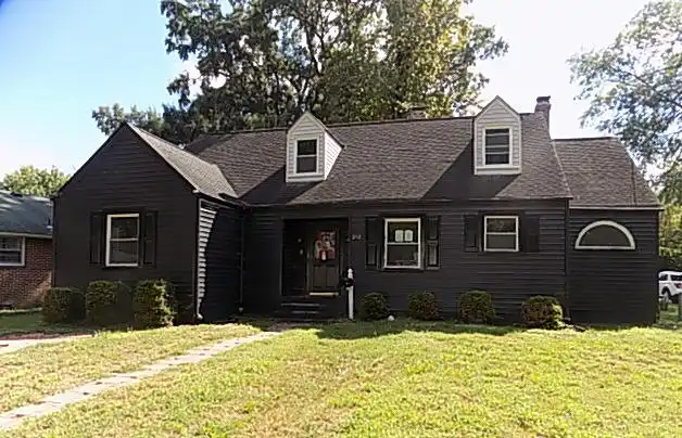 Property photo for HUD Home for Sale in Colonial Hgts, VA