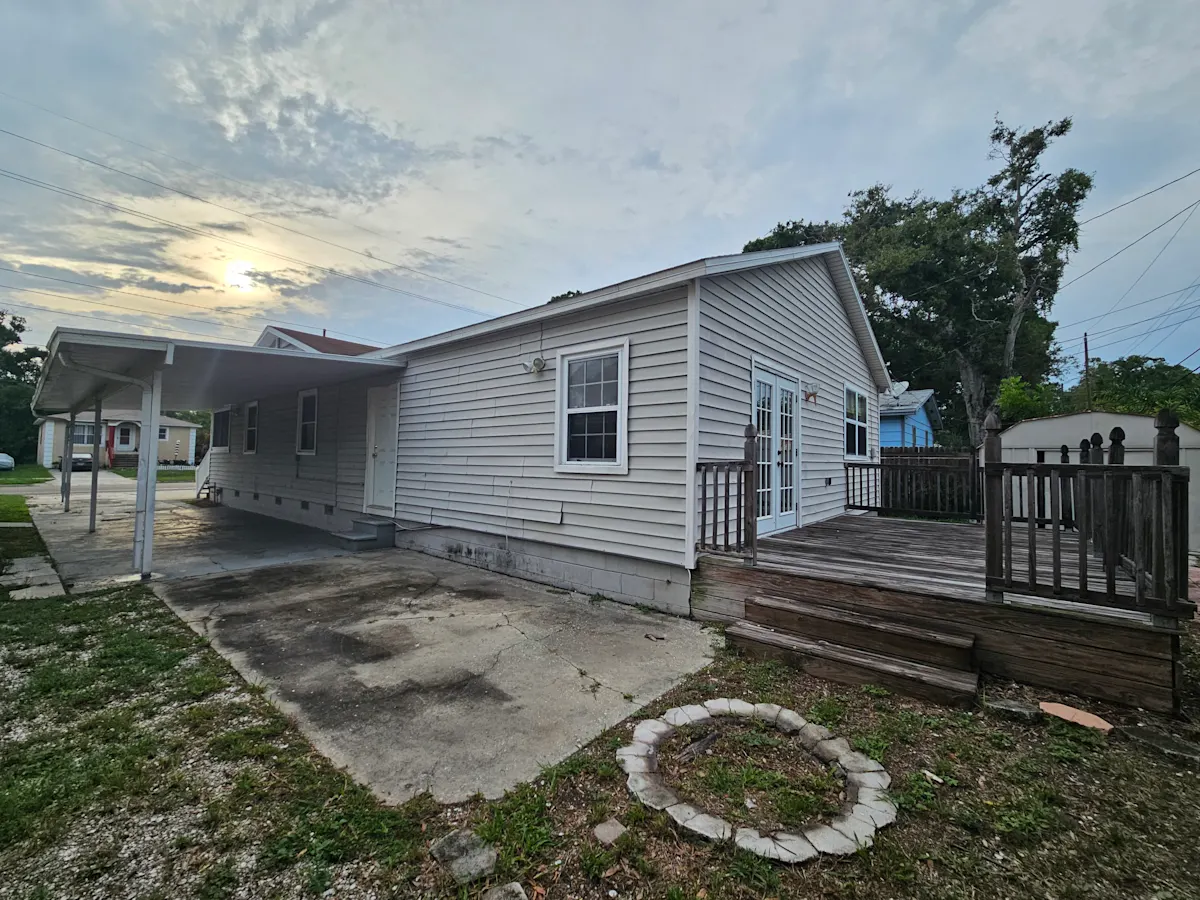 Property photo for HUD Home for Sale in Saint Petersburg, FL