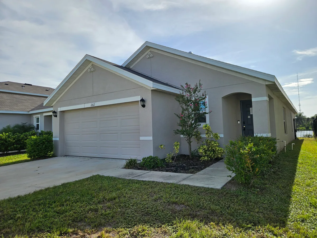 Property photo for HUD Home for Sale in Bradenton, FL