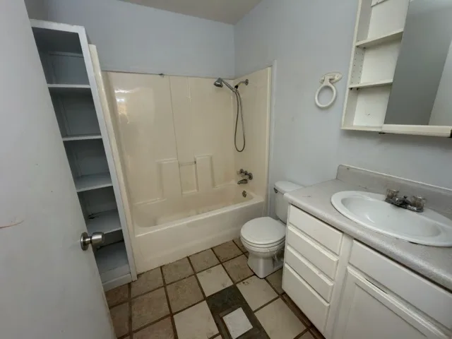 Property photo for HUD Home for Sale in Defuniak Springs, FL