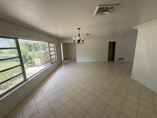 Property photo for HUD Home for Sale in Bartow, FL
