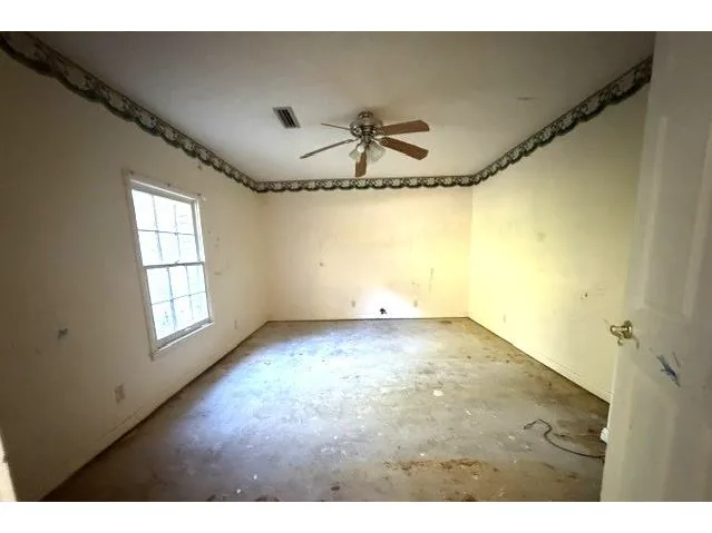 Property photo for HUD Home for Sale in Hamilton, AL