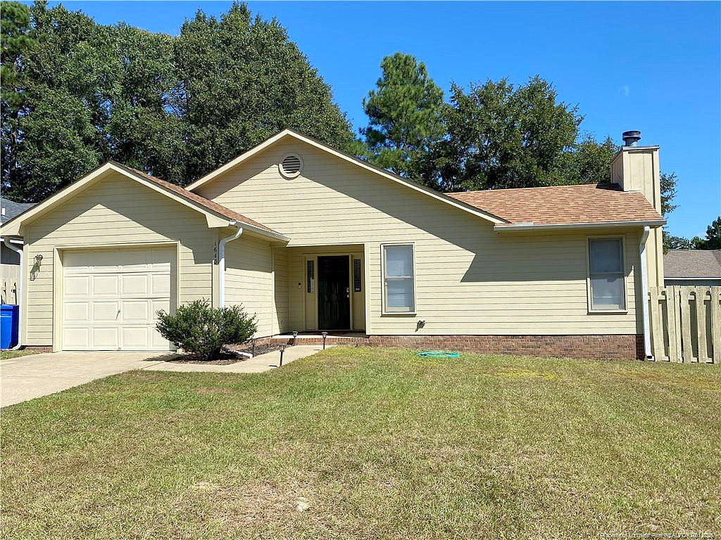 Property photo for 1640 Veanna Dr rental in Fayetteville