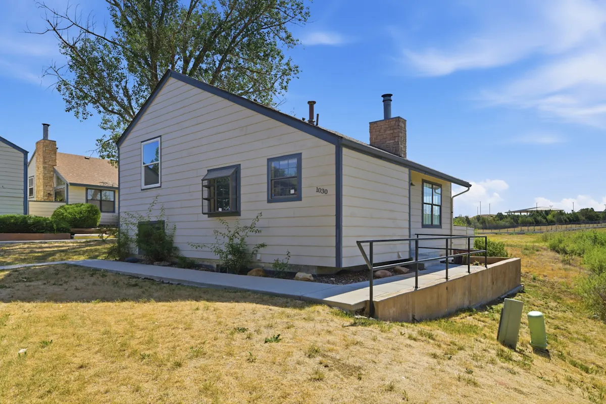 Property photo for HUD Home for Sale in Aurora, CO