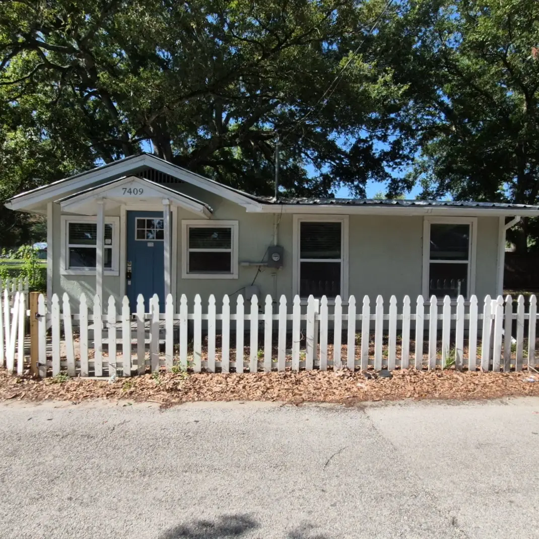 Property photo for HUD Home for Sale in Tampa, FL