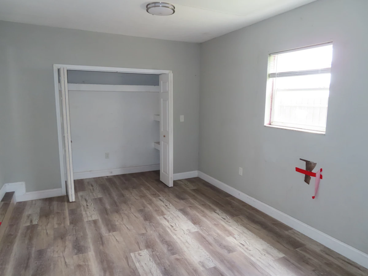 Property photo for HUD Home for Sale in Brandon, FL